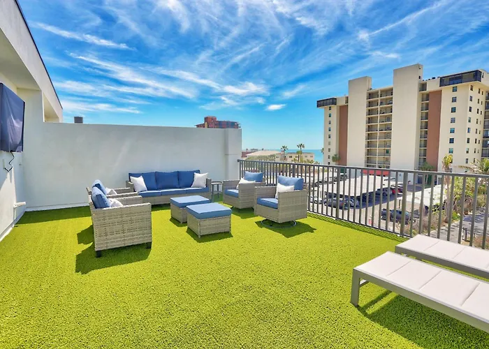 Azul Townhomes C1 - Sol Retreat