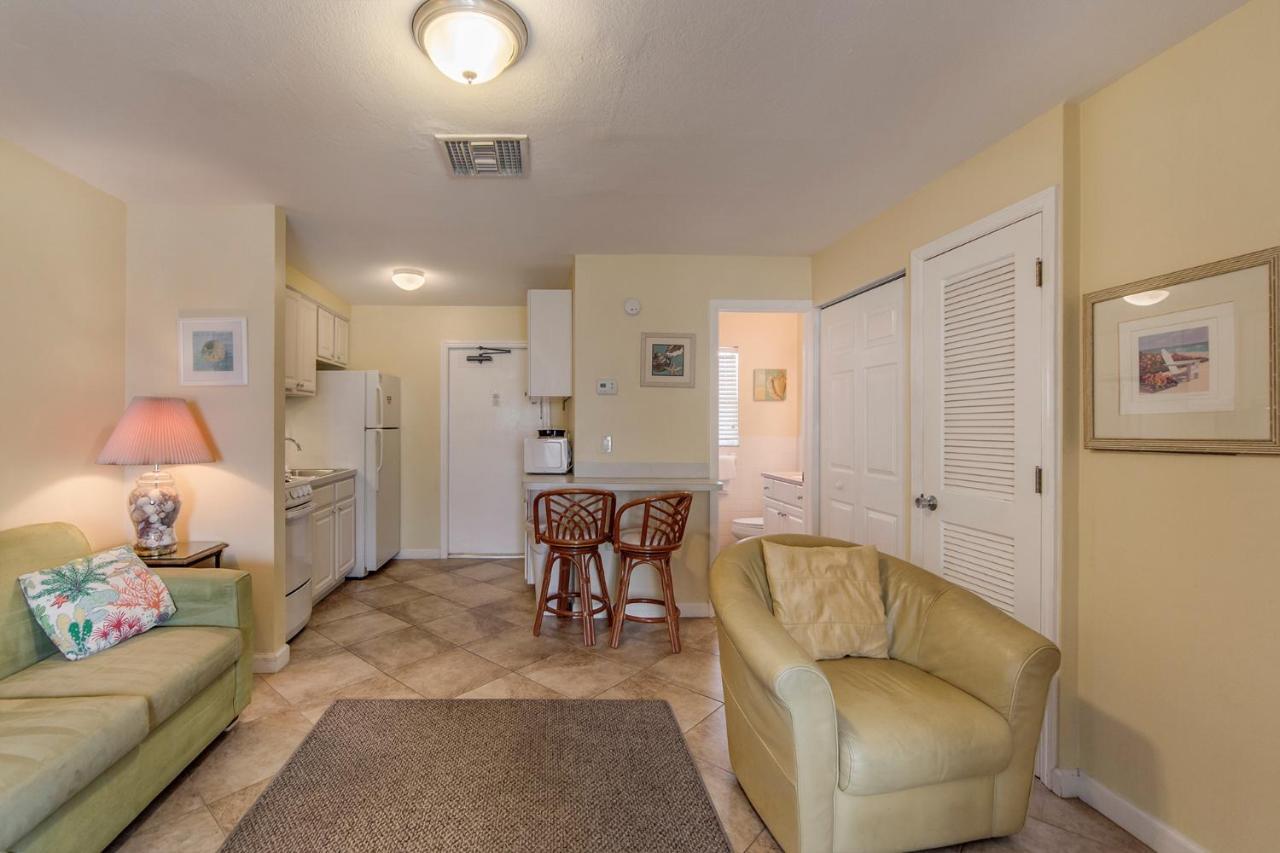 335 Surf Song Holiday home St. Pete Beach