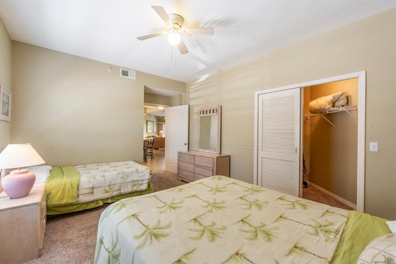 104 Crimson Holiday home *