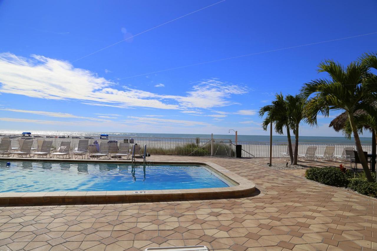 301 Sandy Shores * St. Pete Beach