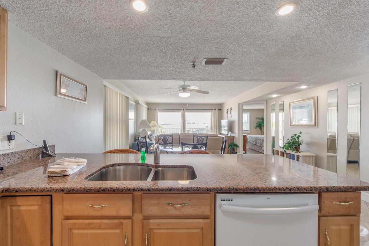 305 Place Holiday home