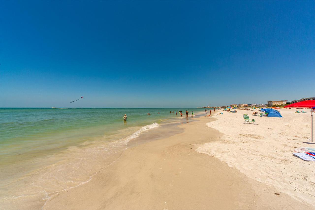 501 Sandy Shores * St. Pete Beach