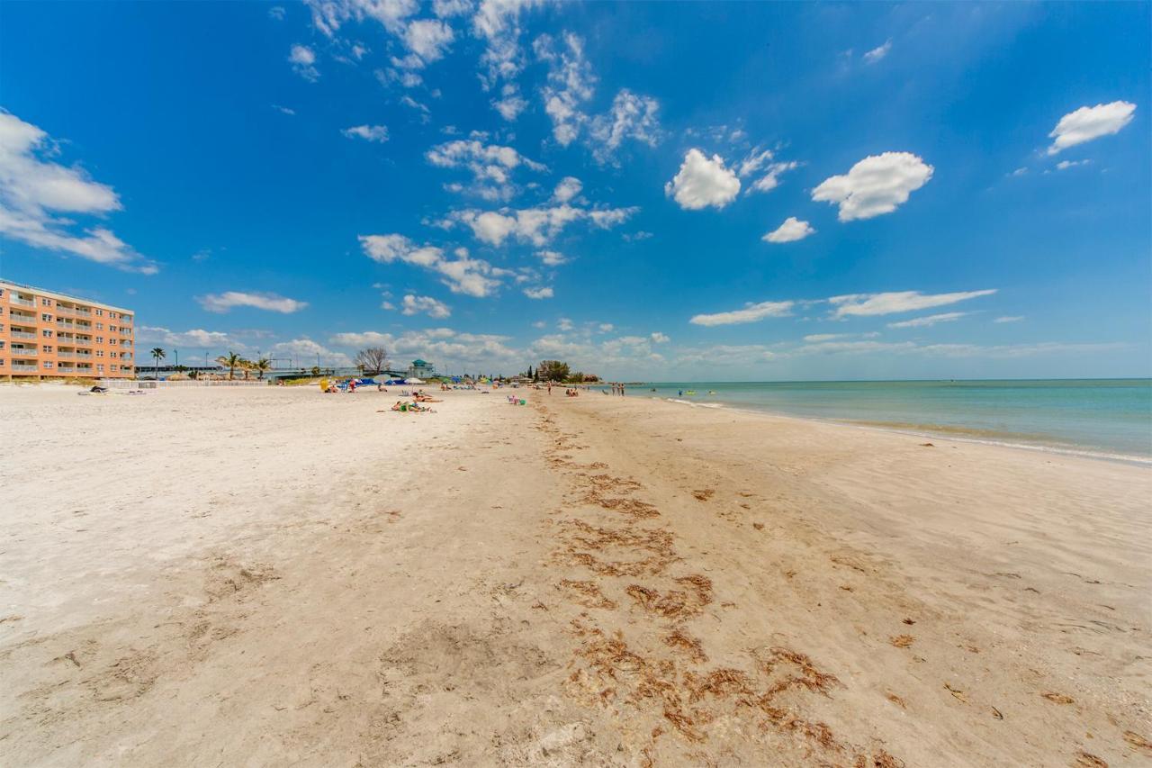 101 Crimson * St. Pete Beach