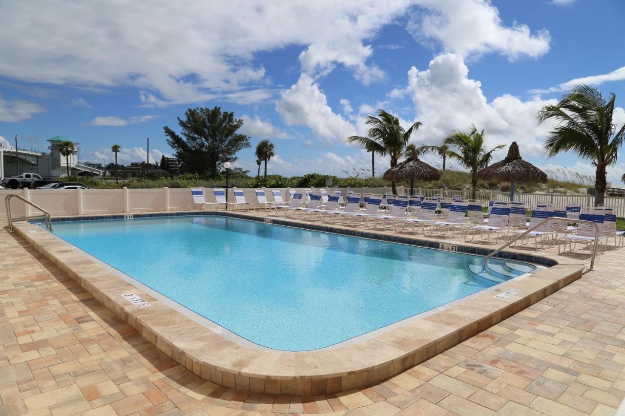 Holiday home 102 Place St. Pete Beach