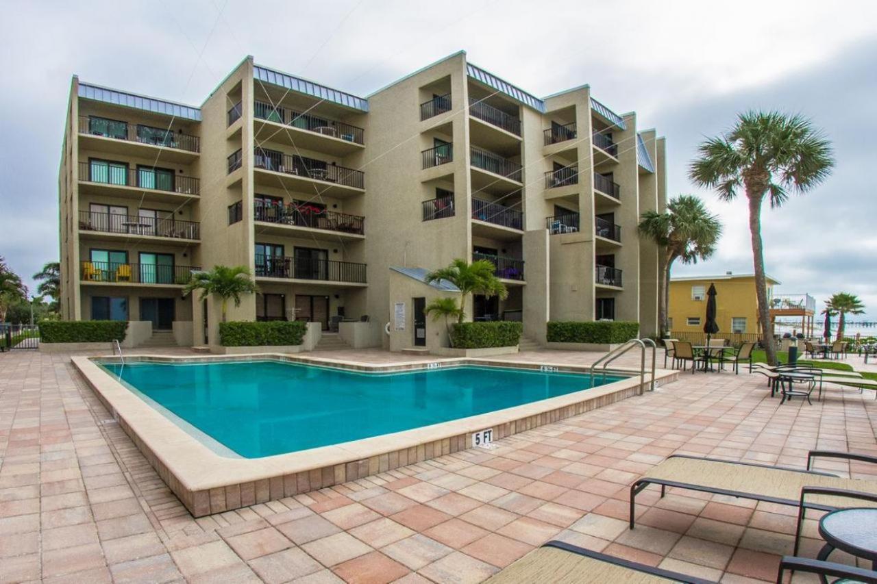 301 The Shores Holiday home