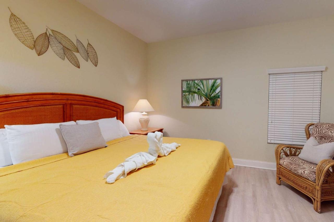 409 - Palms Of Treasure Island Holiday home