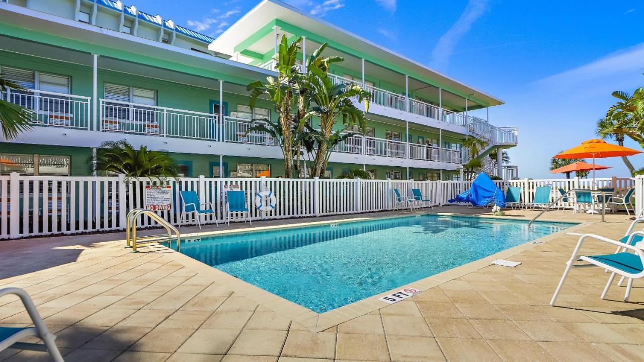 Apartment Tropic Terrace #16 - Beachfront Apts *