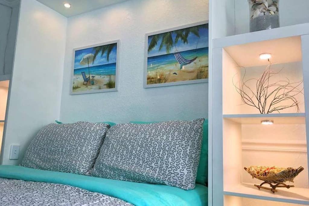 Beach In Gated Complex, Heated Courtyard Pool, Ocean Only 1 Block Away! * St. Pete Beach