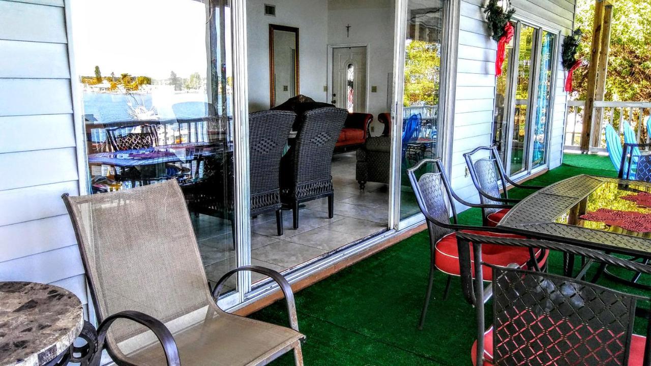 3000 Sq Ft And Bay Apartment St. Pete Beach