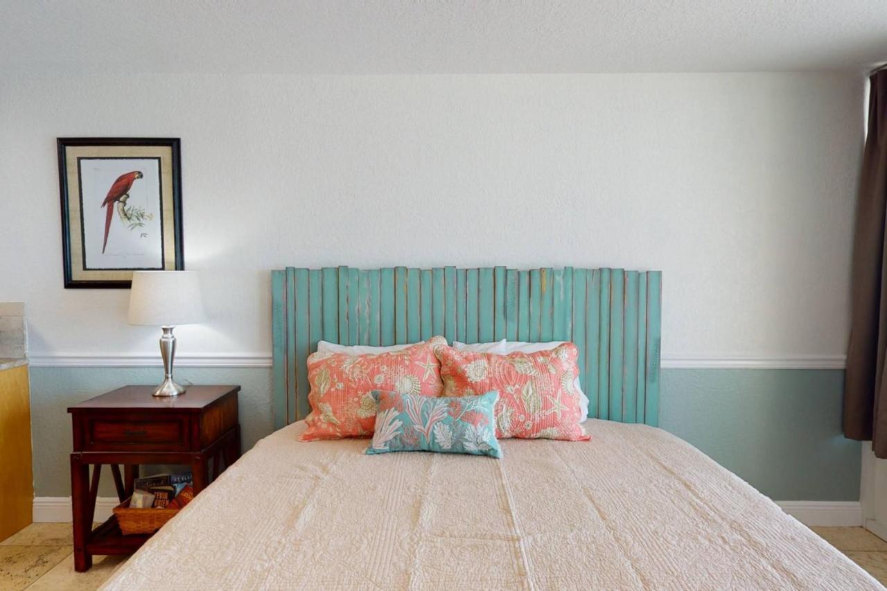 209 - Island St. Pete Beach