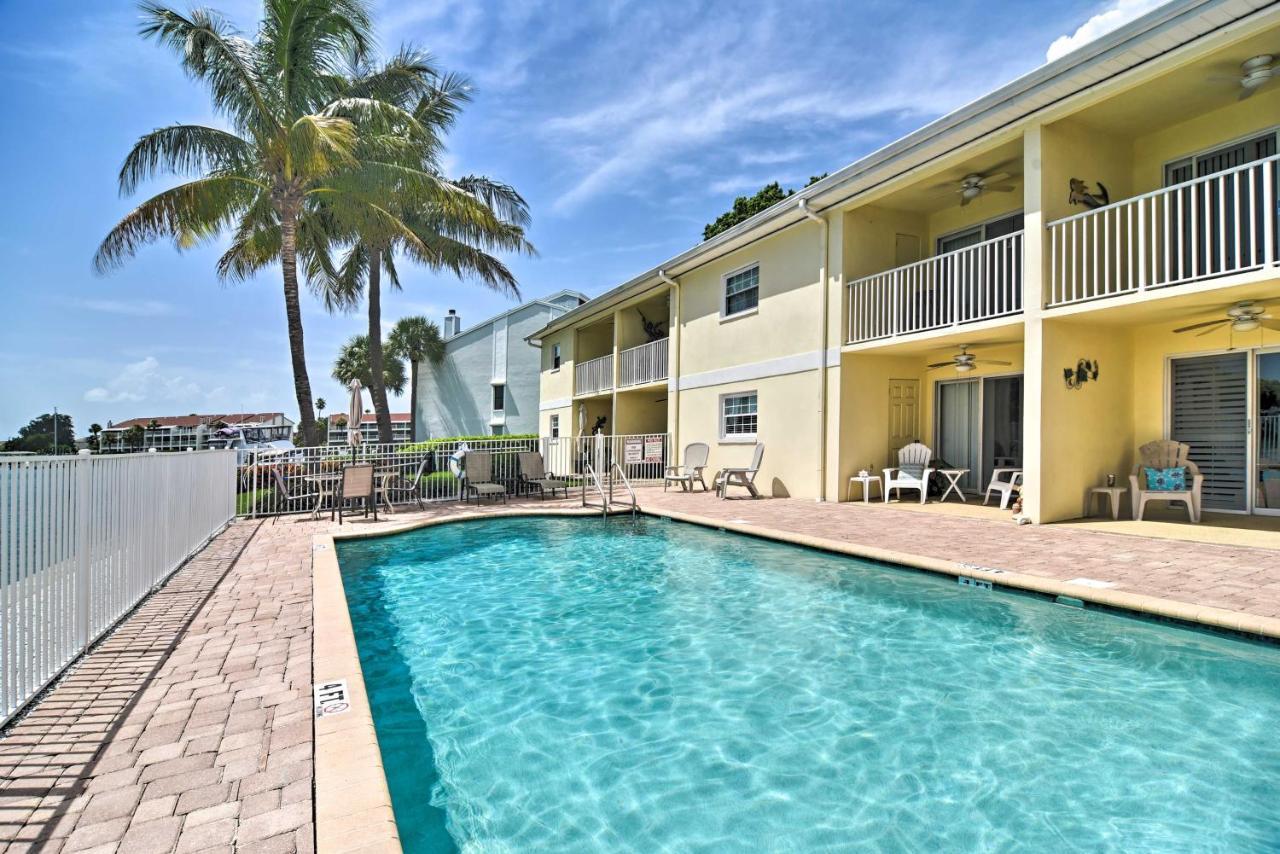 Treasure Island Escape Half-mi To Sugar Sand! Apartment *