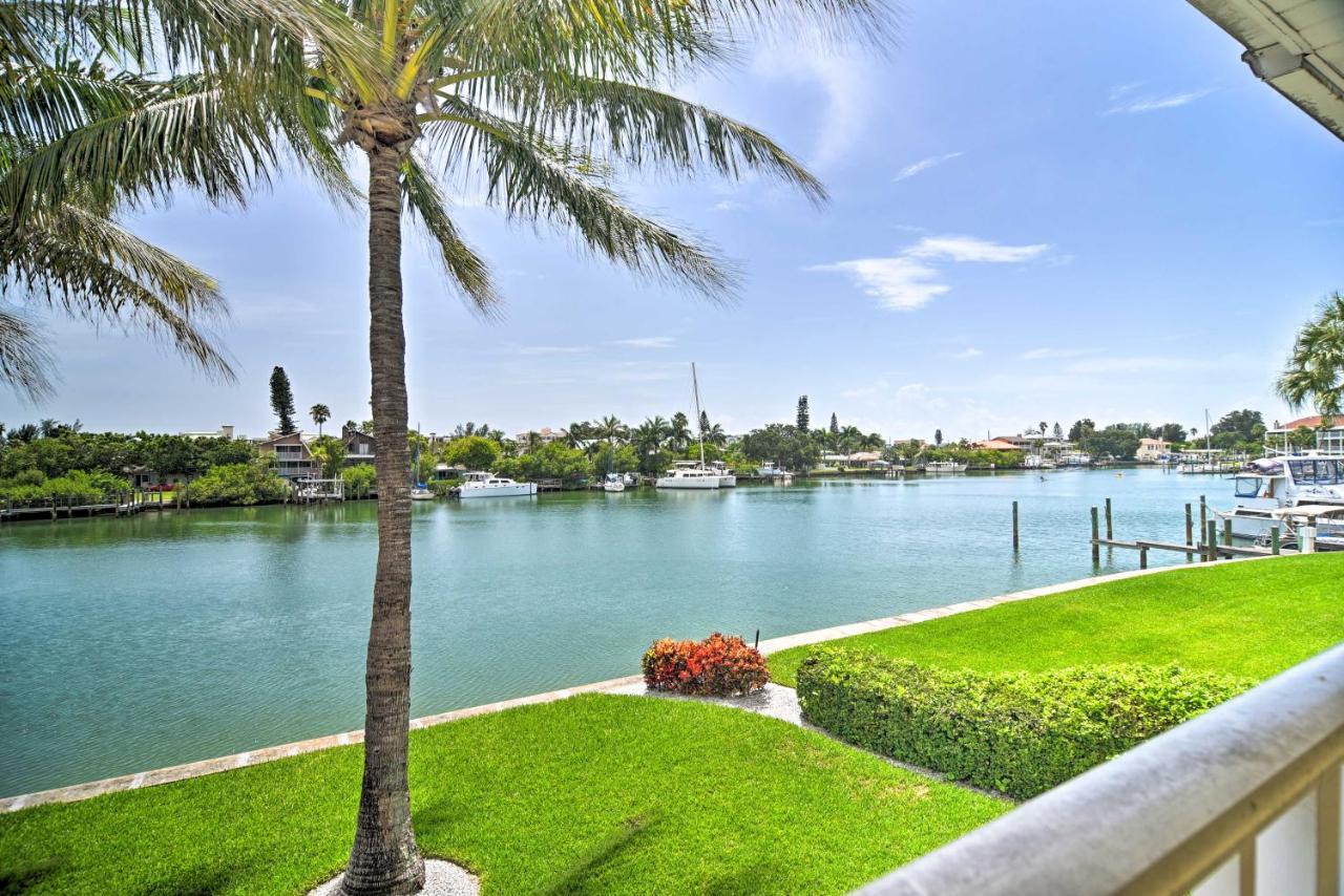 Apartment Treasure Island Escape Half-mi To Sugar Sand! St. Pete Beach