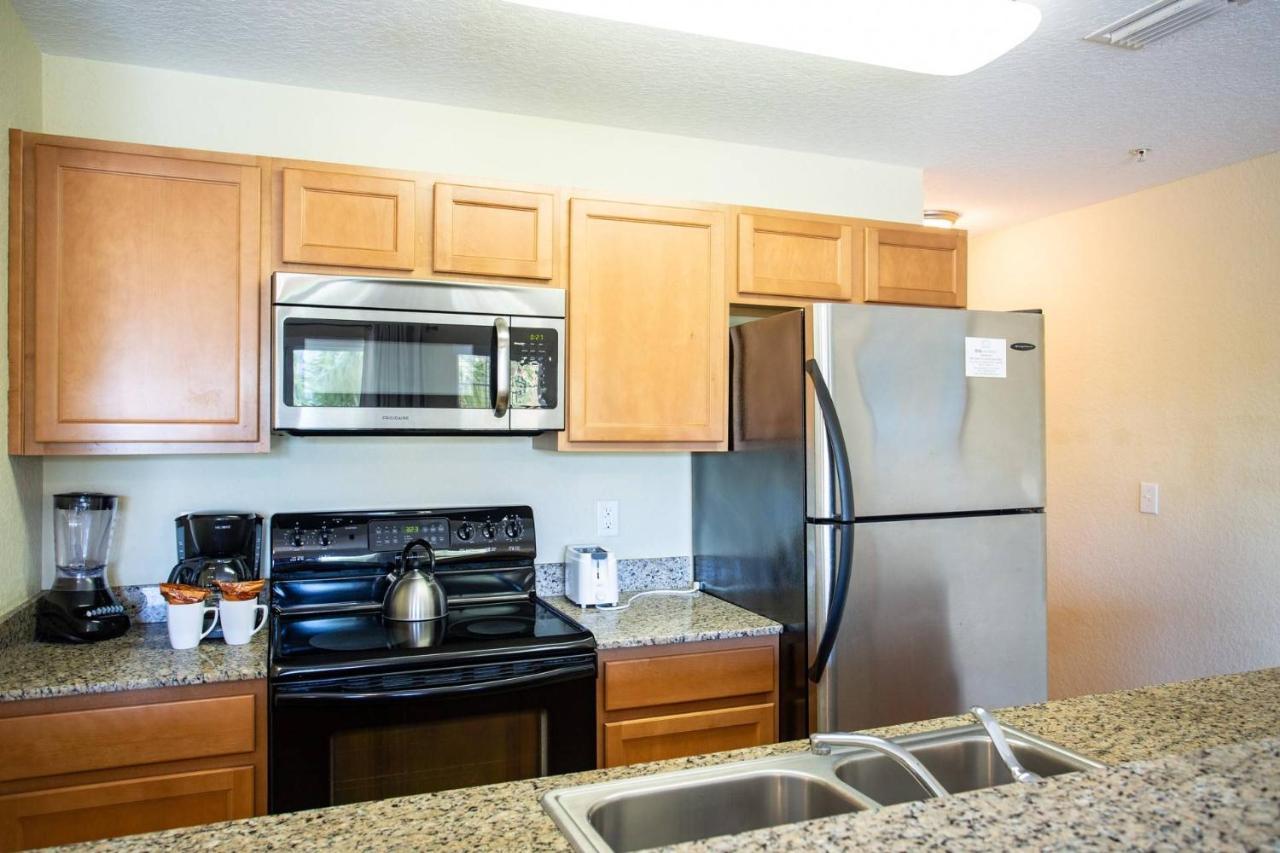 Holiday home 104 - Palms Of Treasure Island