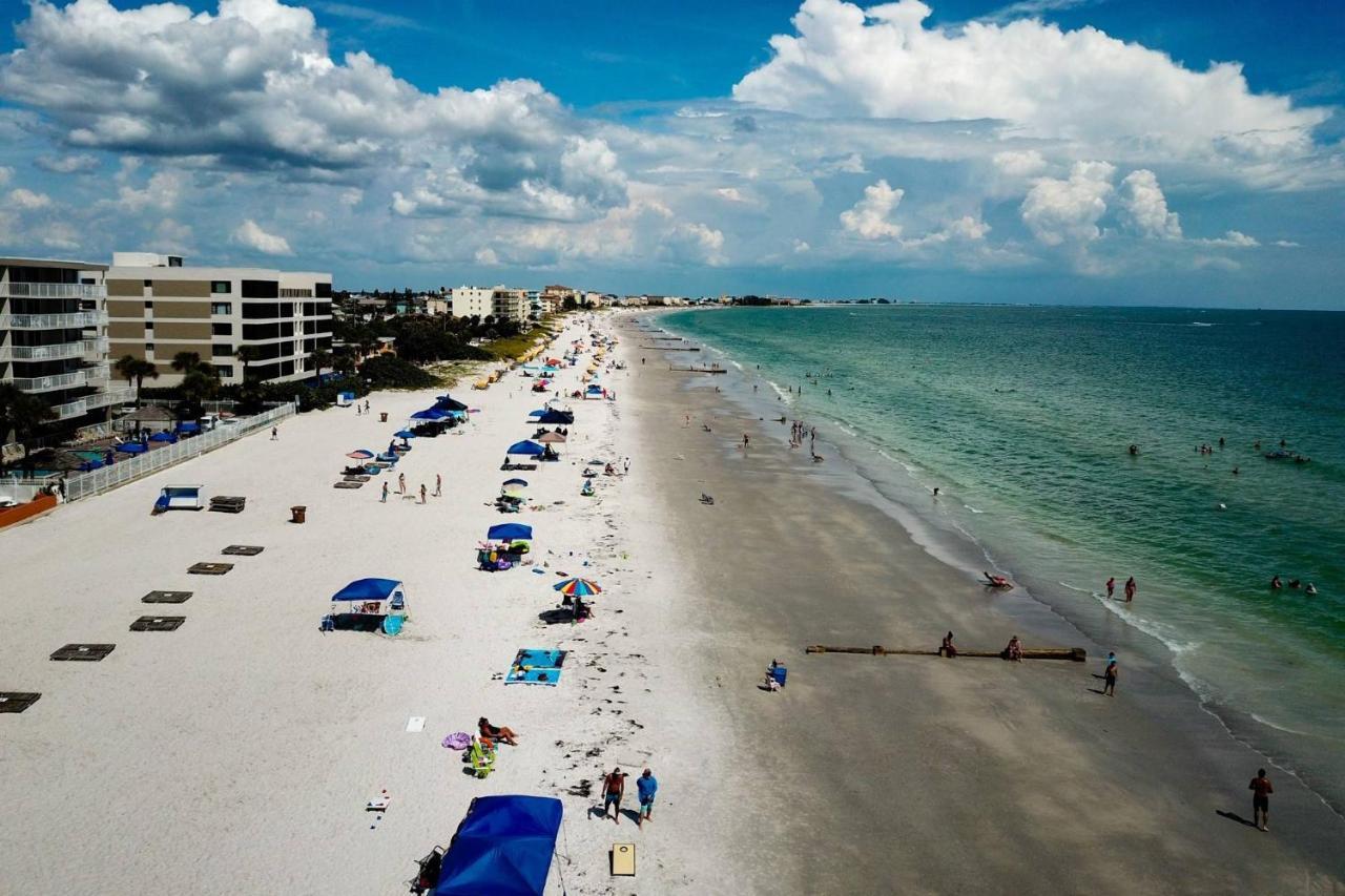 100 - Brisas St. Pete Beach