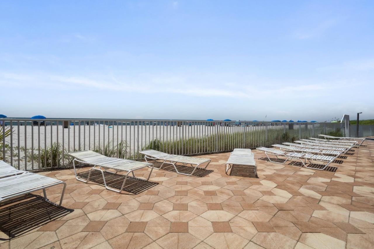 211 Sandy Shores