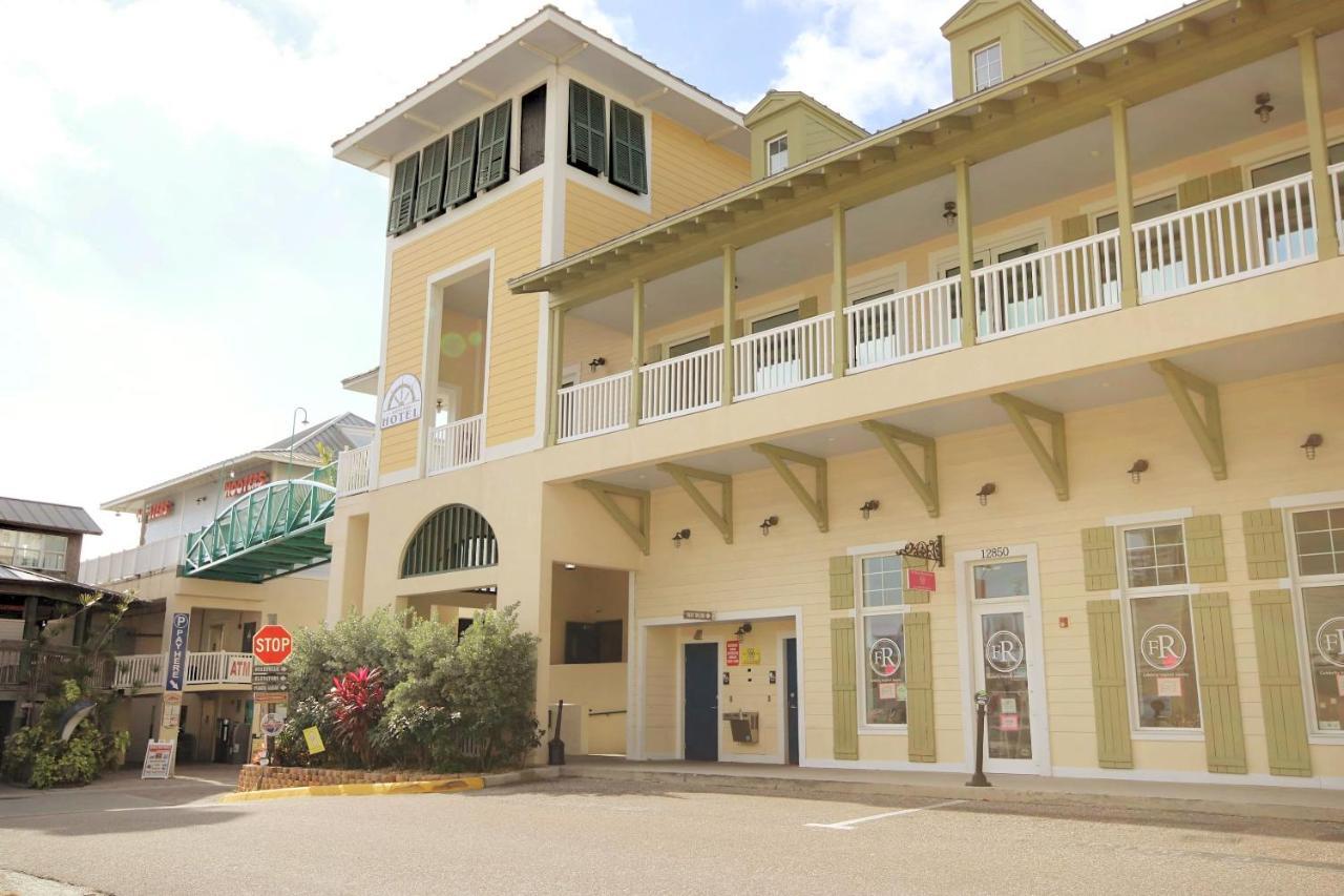 John's Pass - Fully Remote Check In Hotel *