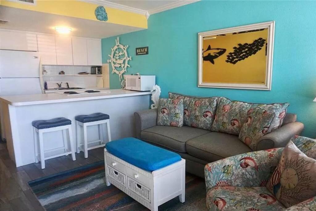 Treasure Island 1br With Gulf View * St. Pete Beach