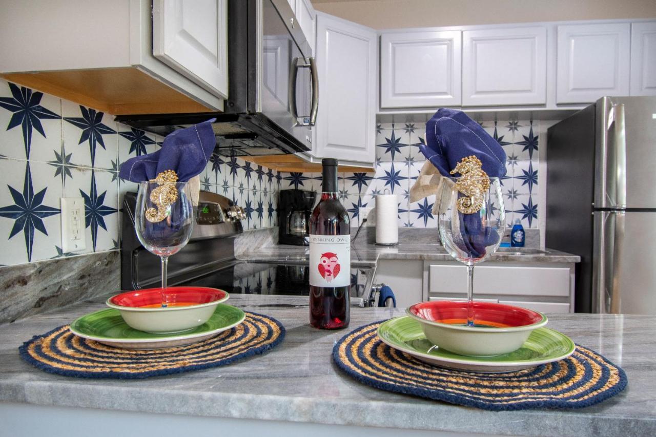 Holiday home Luxury At Madeira Beach Dock One Block From Johns Pass Village *
