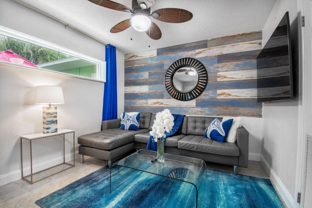 Luxury At Madeira Beach Dock One Block From Johns Pass Village * St. Pete Beach