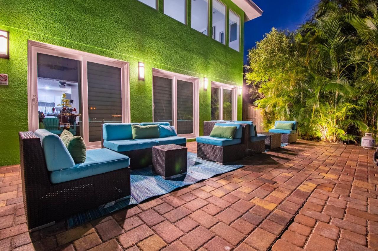 Holiday home Luxury At Madeira Beach Dock One Block From Johns Pass Village St. Pete Beach