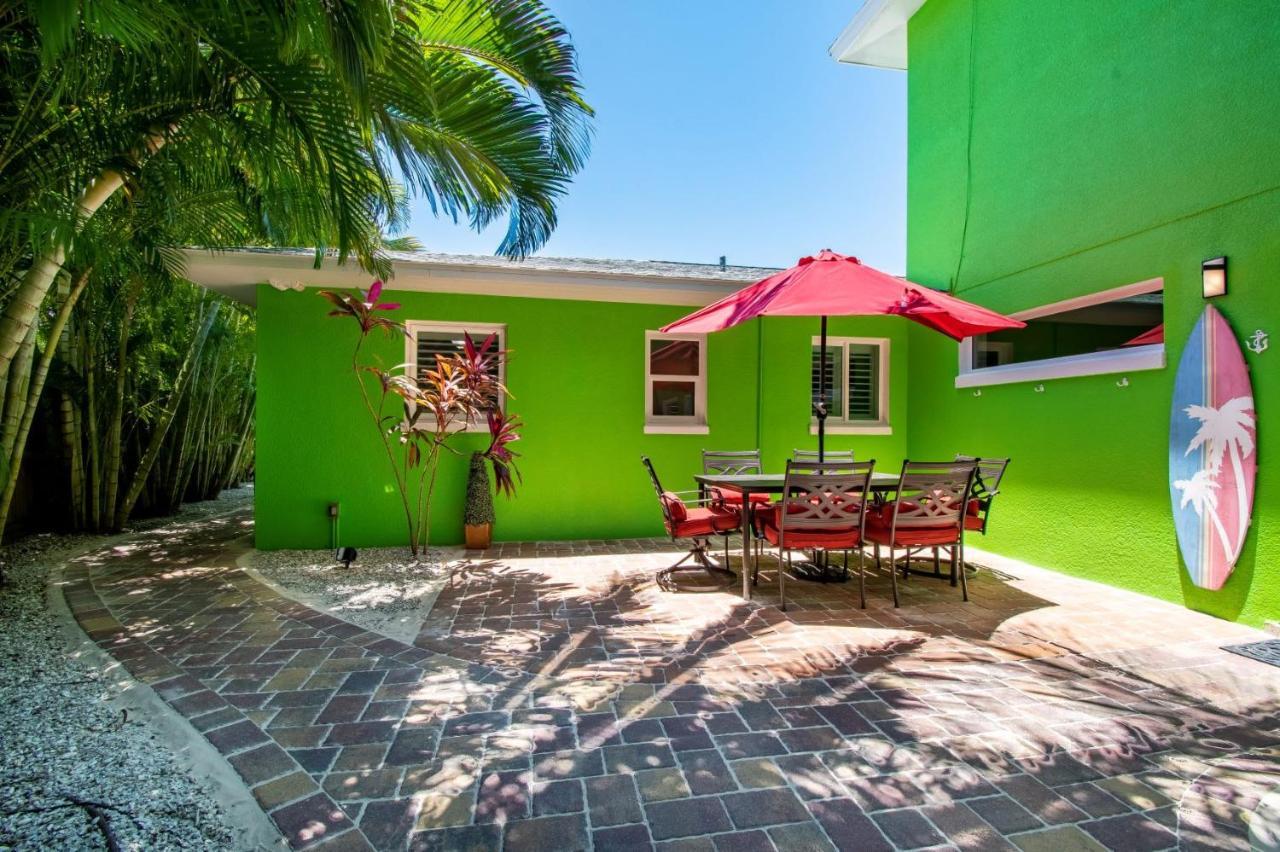 Luxury At Madeira Beach Dock One Block From Johns Pass Village St. Pete Beach