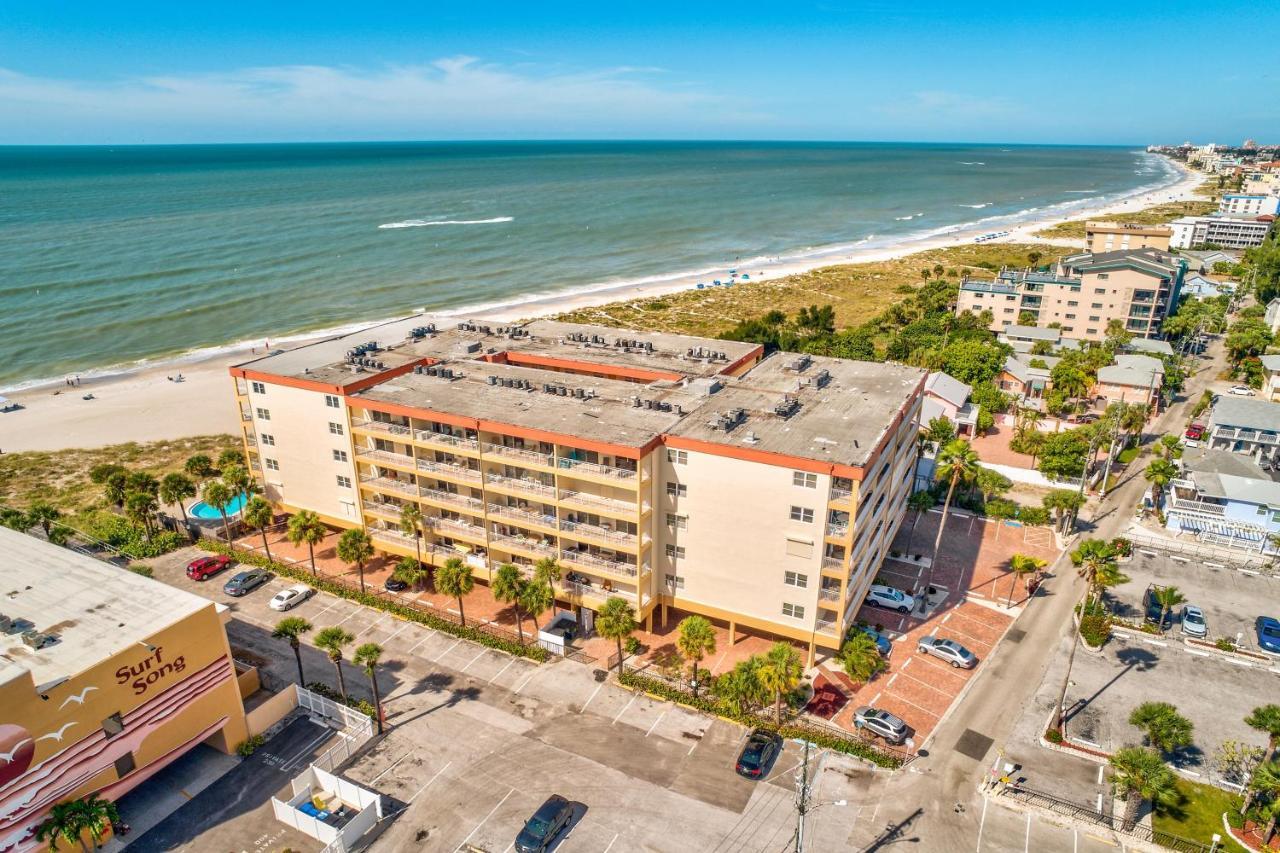 Madeira Norte 304 Holiday home St. Pete Beach