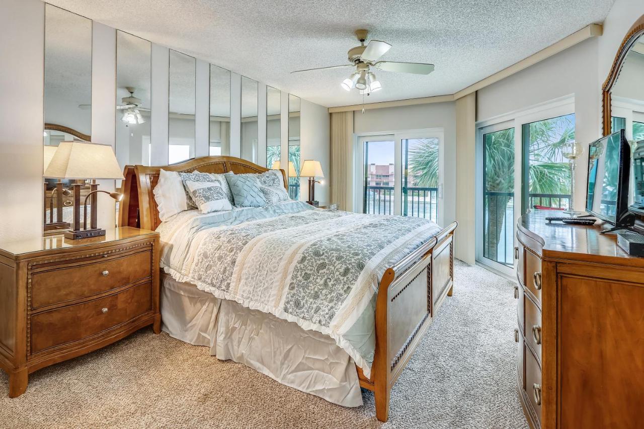Land's End 3-305 Bay Front - Premier