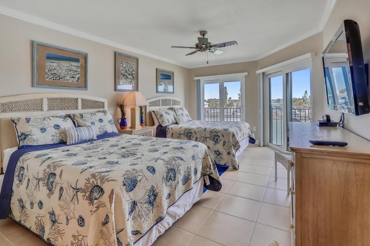 Land's End 4-303 Bay Front - Premier