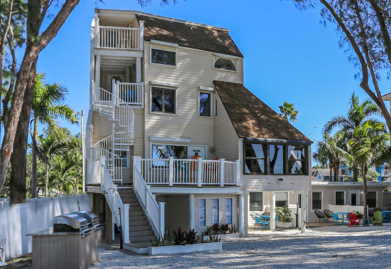 Sunset Beach House 3br St. Pete Beach