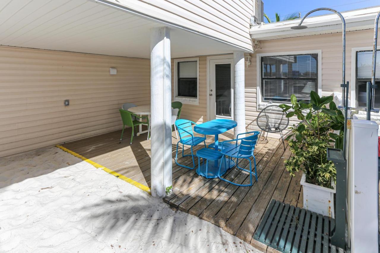 Sunset Beach House - All St. Pete Beach