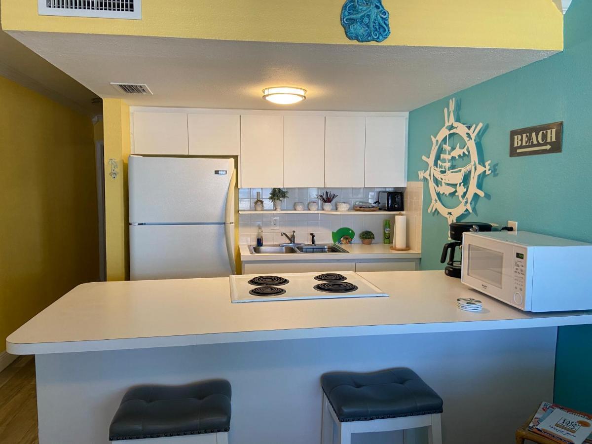 Treasure Island 1br With Gulf View Apartment *