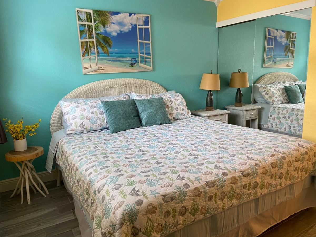 Treasure Island 1br With Gulf View Apartment St. Pete Beach