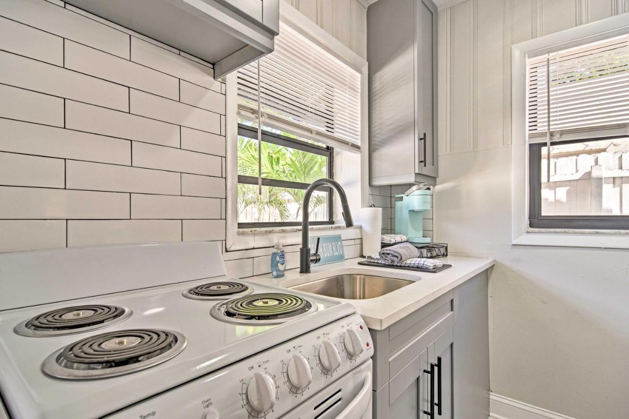 2 Conjoined Units - Steps From Madeira Beach! Apartment St. Pete Beach