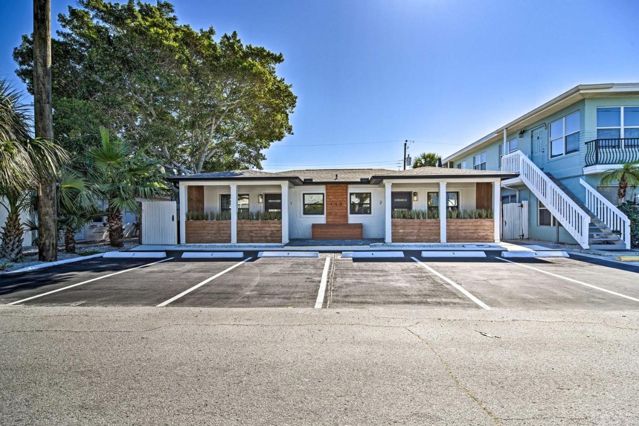 2 Conjoined Units - Steps From Madeira Beach! Apartment