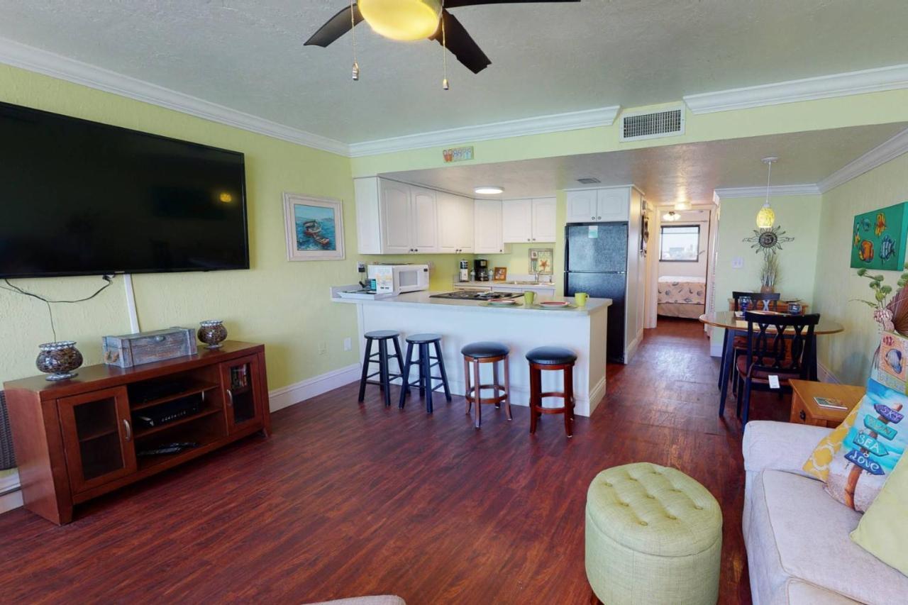 607 - Sunset Chateau Holiday home *