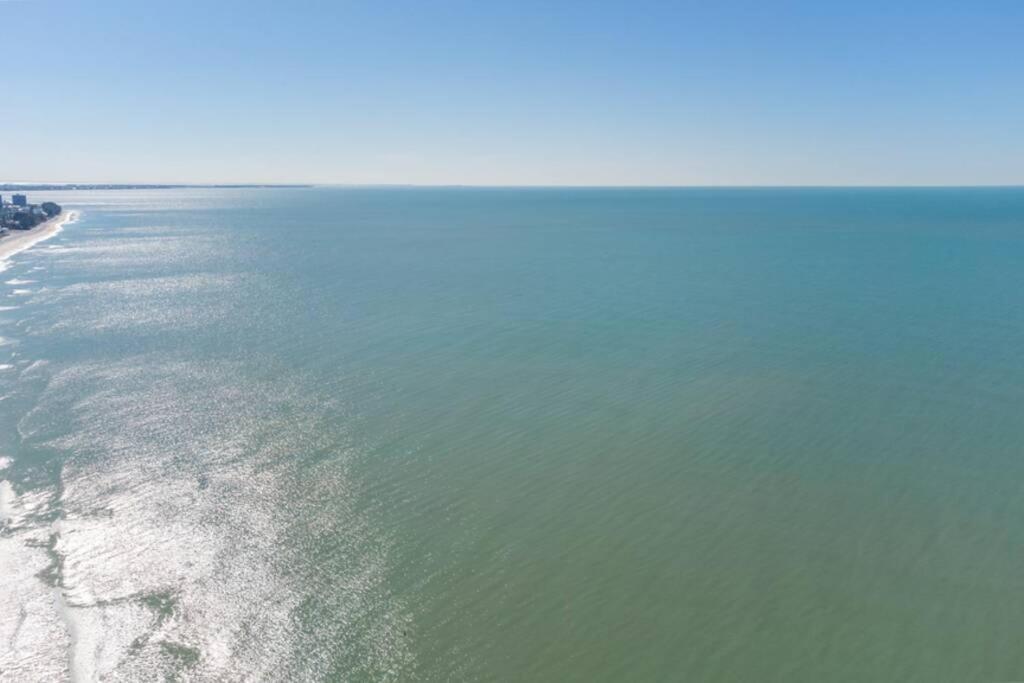 Apartment 102-tiny Treasure-waterfront With Heated Pool St. Pete Beach