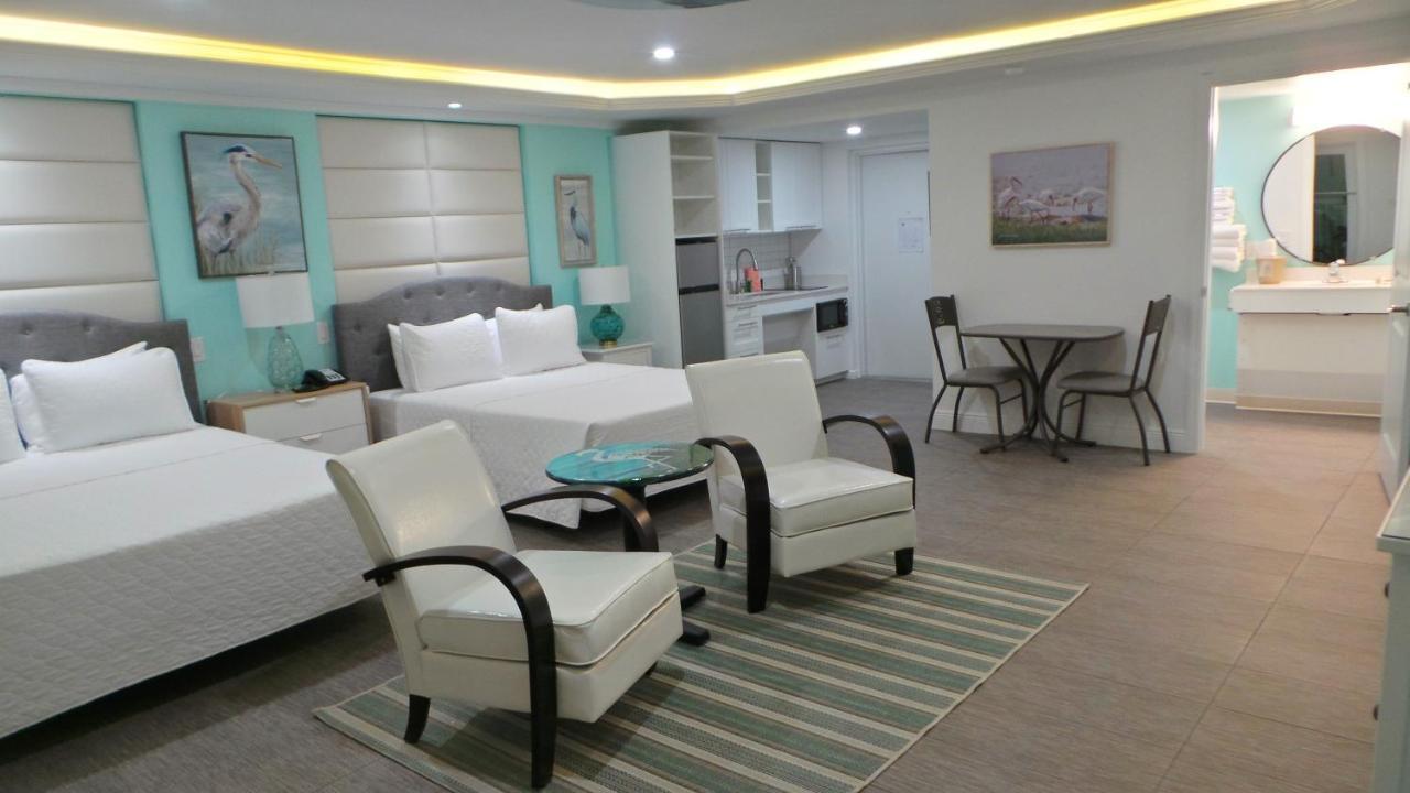 Motel Island House