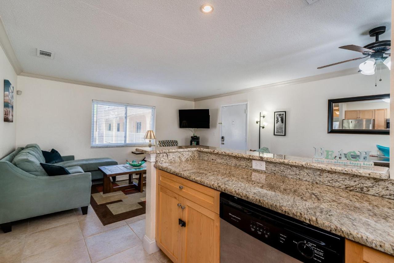 Parkside 15, 2 Bedrooms, Walk To Beach, Pool Access, Sleeps 6 *
