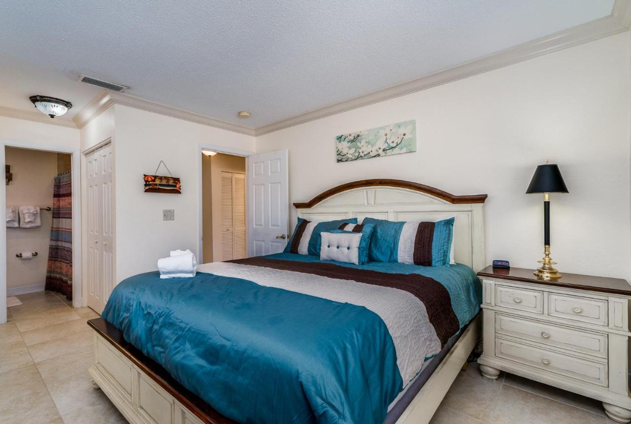 Apartment Parkside 15, 2 Bedrooms, Walk To Beach, Pool Access, Sleeps 6 *