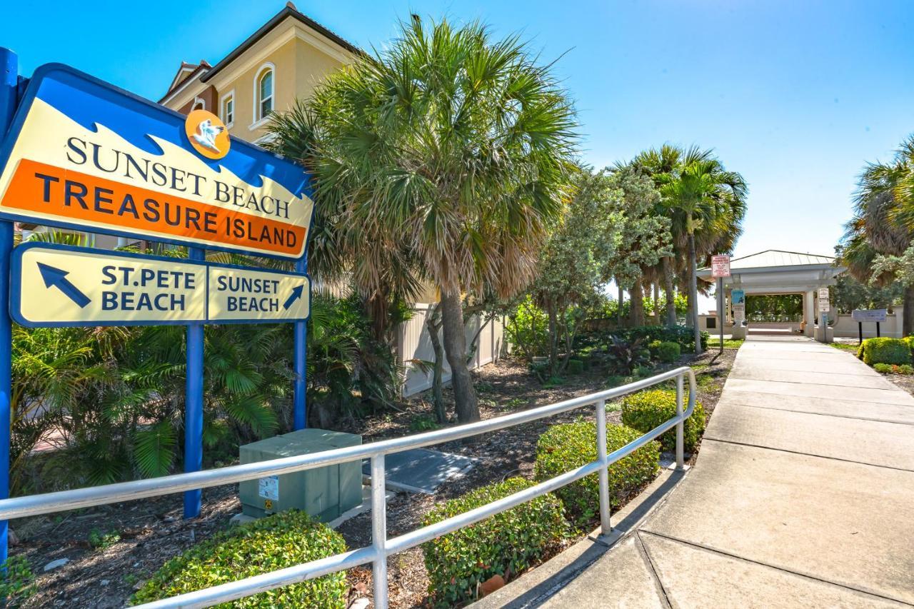 Apartment Parkside 15, 2 Bedrooms, Walk To Beach, Pool Access, Sleeps 6