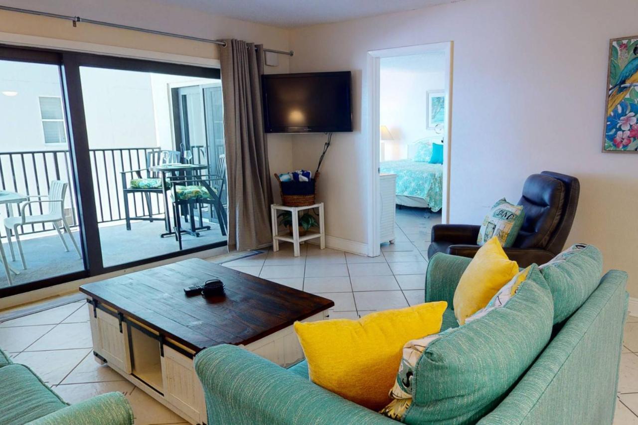 206 - Sandy Shores St. Pete Beach