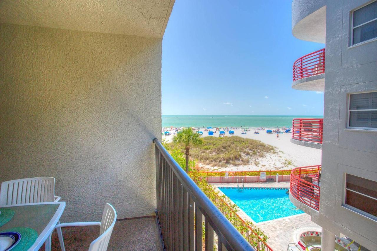 206 - Sandy Shores * St. Pete Beach