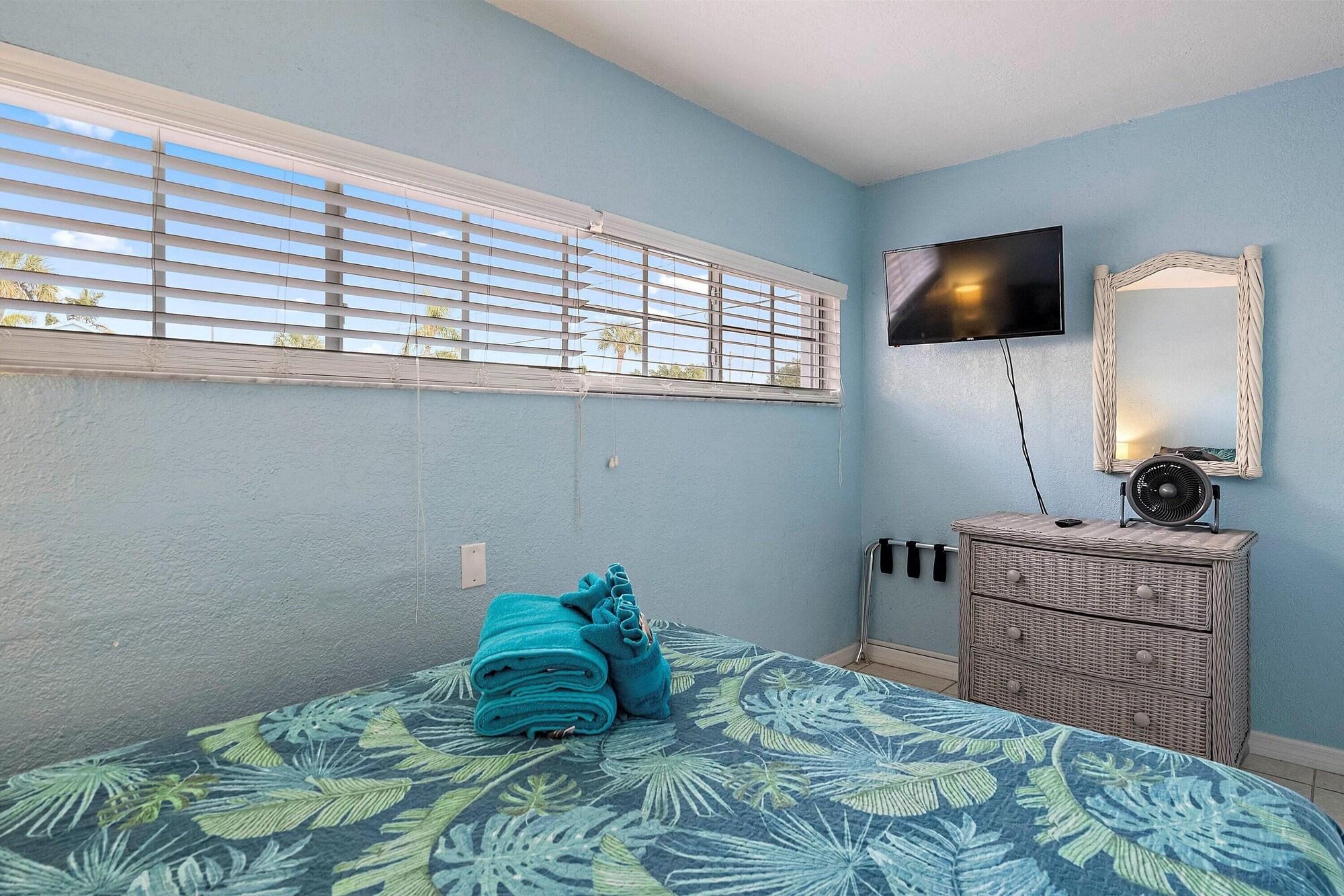 Blind Pass Motel 3*