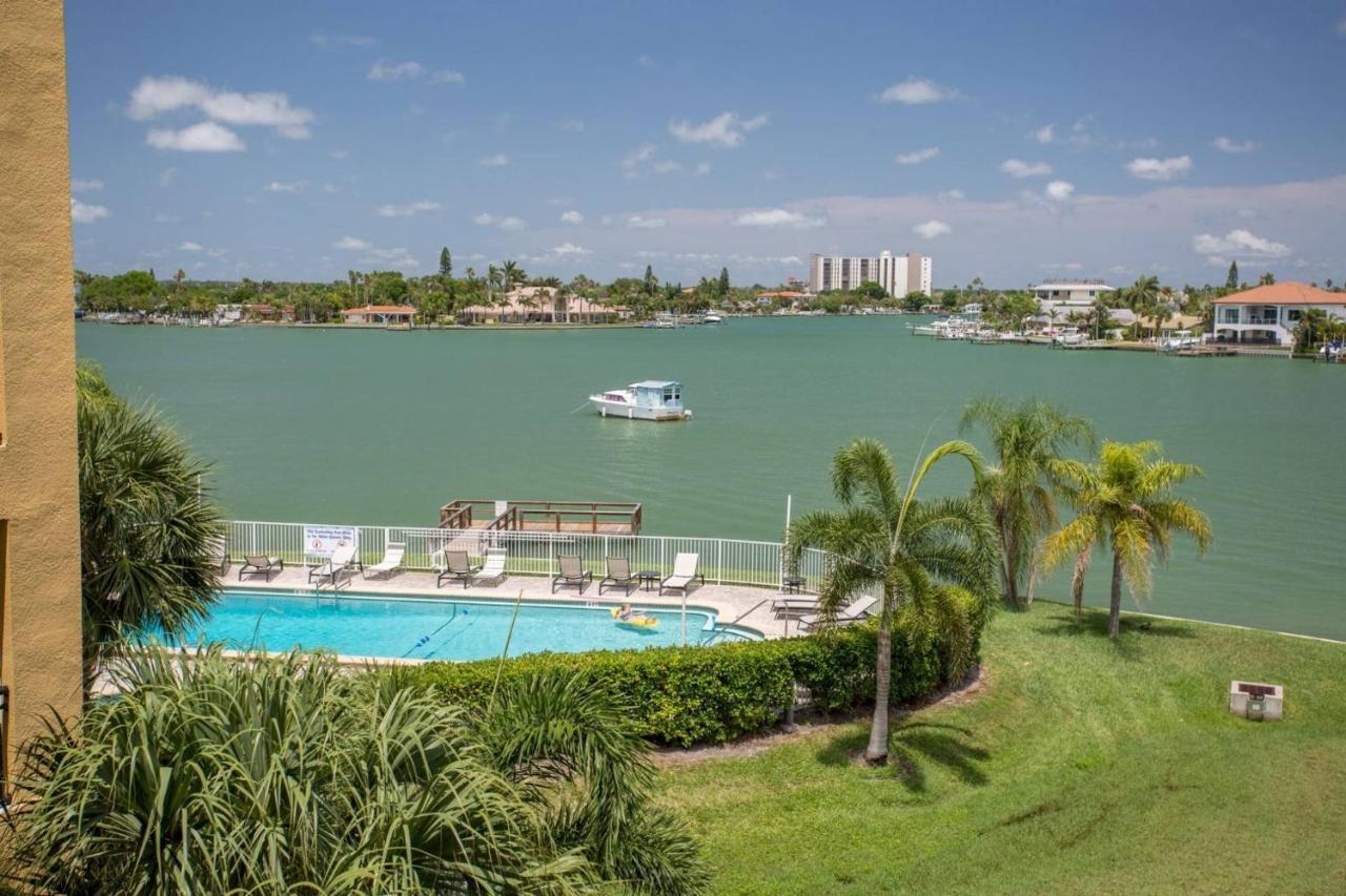 Holiday home 207 - Palms Of Treasure Island *