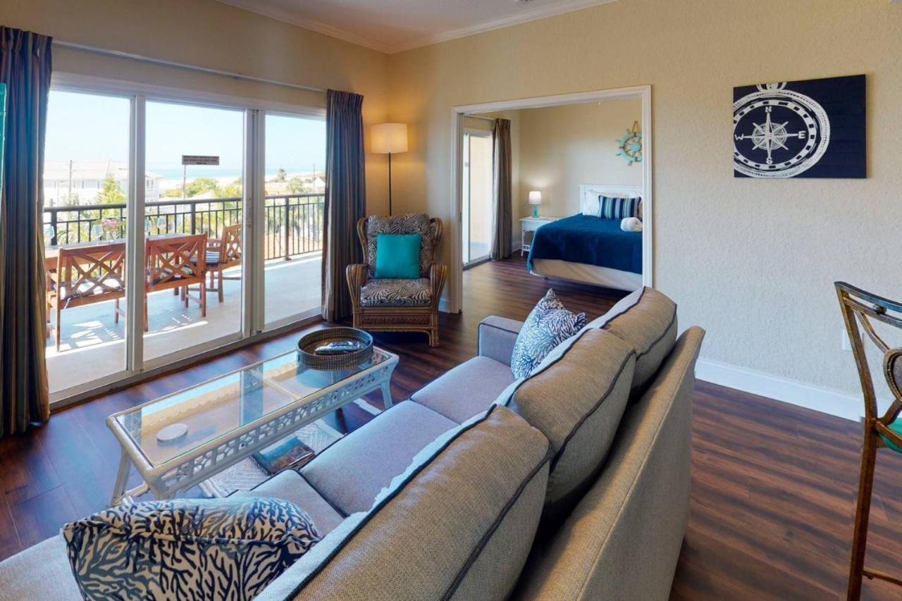 302 - Palms Of Treasure Island