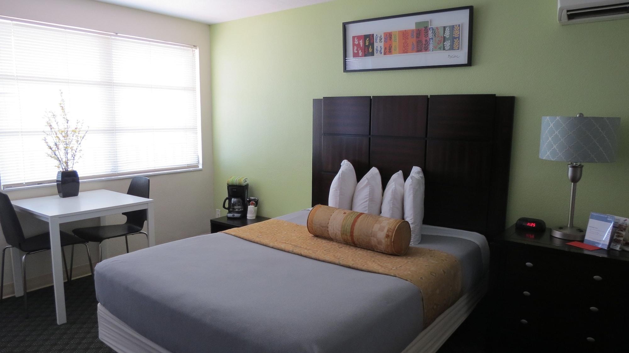 Motel Beachside 2*