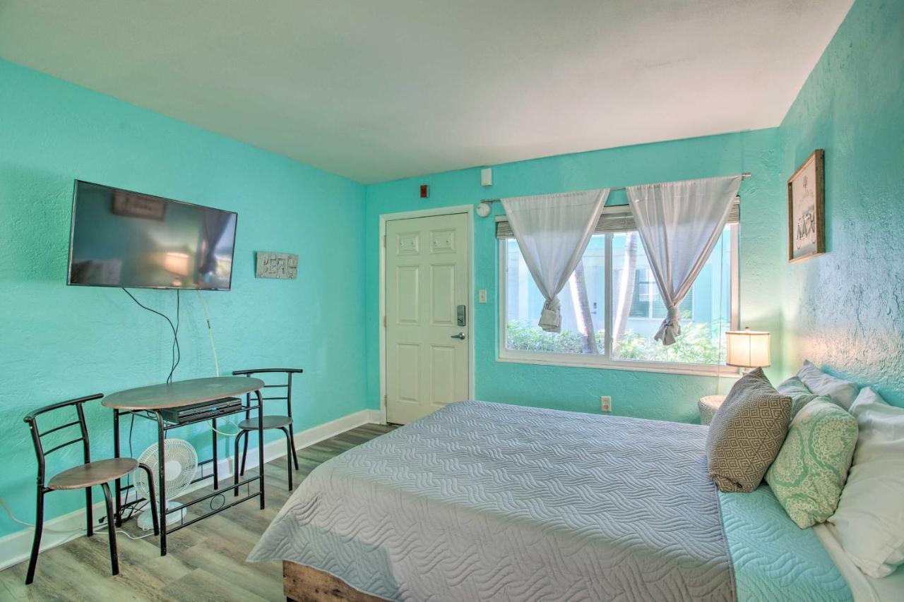 Tropical Pass-a-grille Gem With Direct Access! *