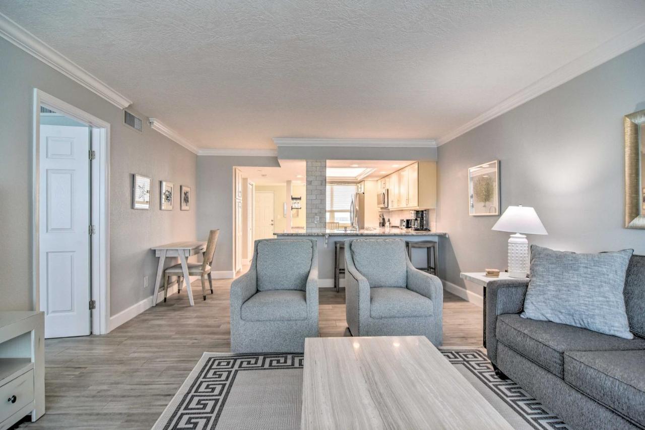 Remodeled Redington Shores Gem On The Beach! Apartment St. Pete Beach