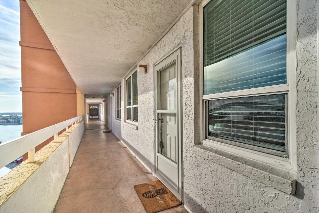 Remodeled Redington Shores Gem On The Beach! Apartment *