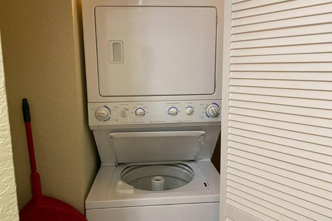 Holiday home 302 - Palms Of Treasure Island *
